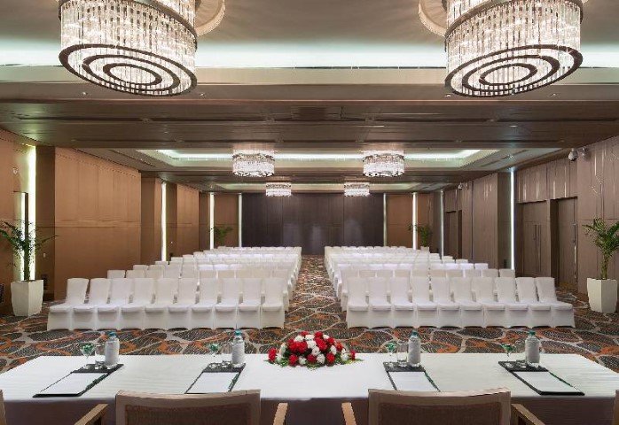 Holiday Inn New Delhi IntL Airport, an IHG Hotel